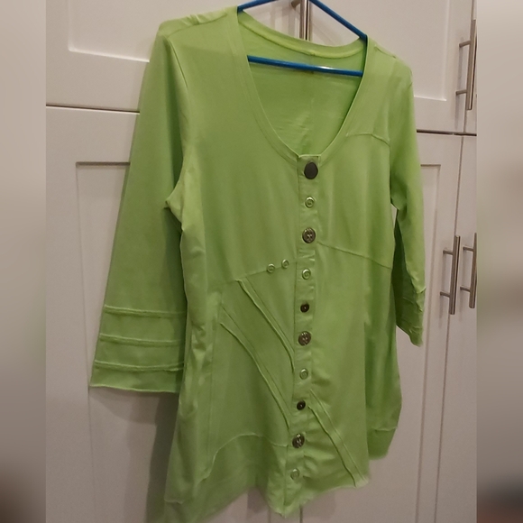 Suzanne's tunic style cardigan - Picture 2 of 11